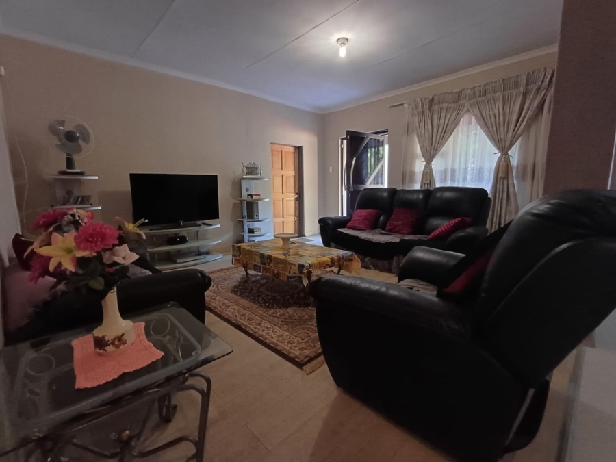3 Bedroom Property for Sale in Stilfontein North West